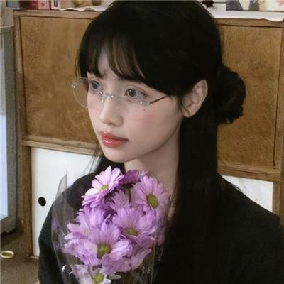 拿针的女孩 海报